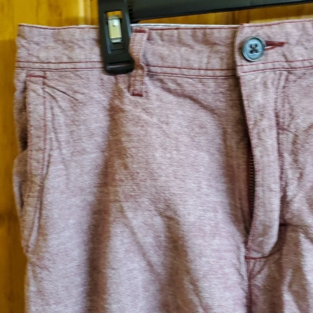 Modern Amusement Men's‎ Cotton Chino Shorts Size 32 Red
